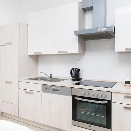 Grubisic - - Parking Included 3* Sibenik