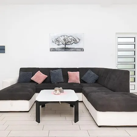 Grubisic - - Parking Included Casa de hóspedes Šibenik