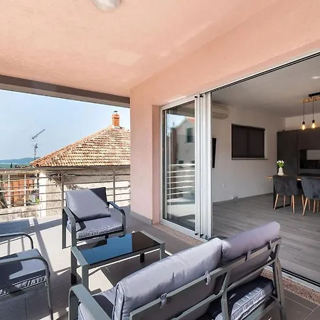 Casa de hóspedes Grubisic - - Parking Included Šibenik