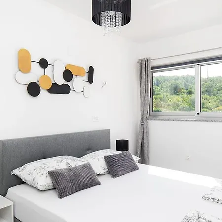 Гостевой дом Grubisic - - Parking Included