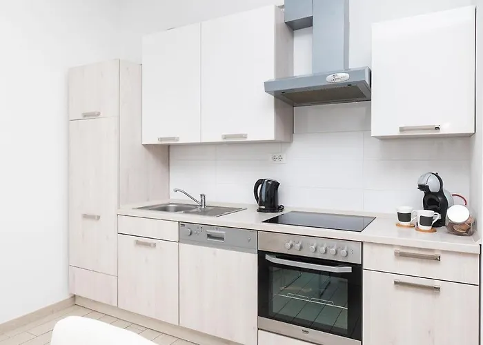 Grubisic - - Parking Included 3* Sibenik